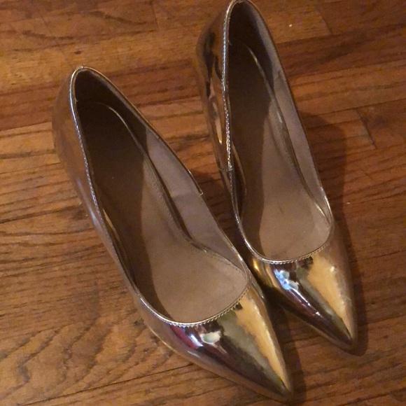 Heels - Picture 3 of 3